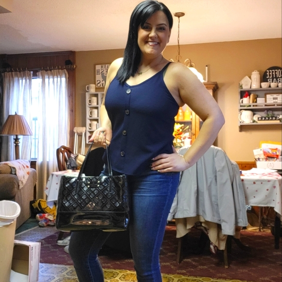 Meet your Posher, Anna - Picture 1 of 1